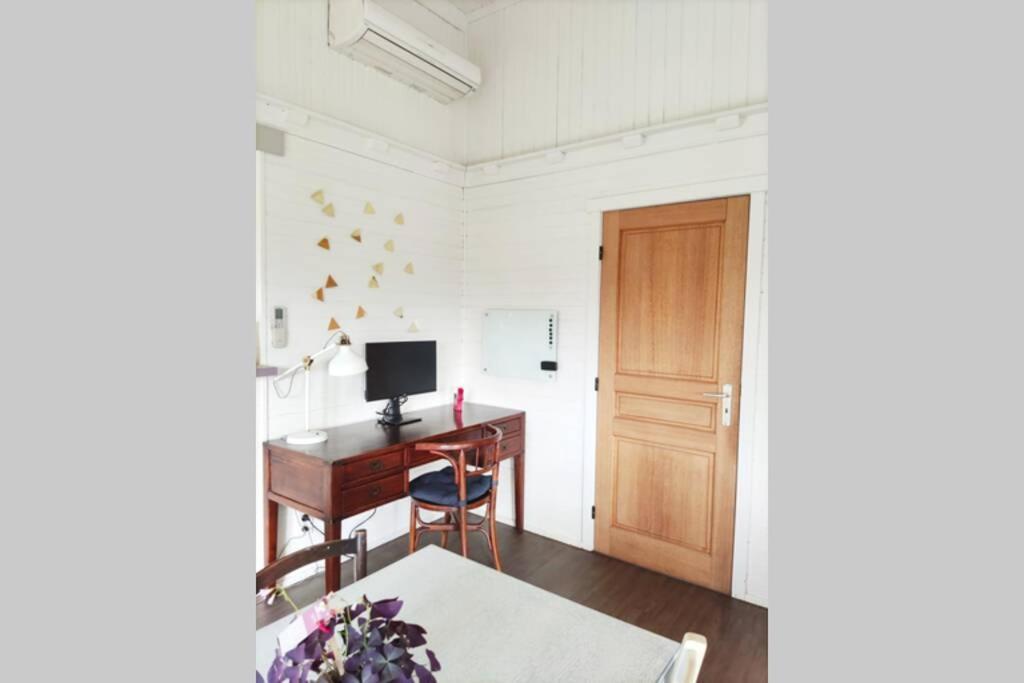 Scandinavie Vlak Bij Huis Βίλα Laarne Εξωτερικό φωτογραφία